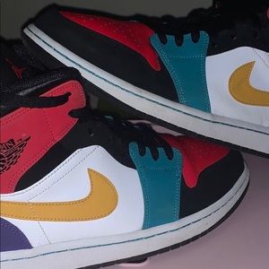 Jordan 1 Mid Multicolor